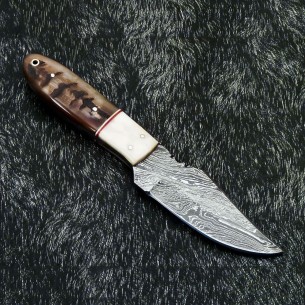 Custom Made Damascus Steel Skinner knife blades With Beautiful Handle & Leather Sheath